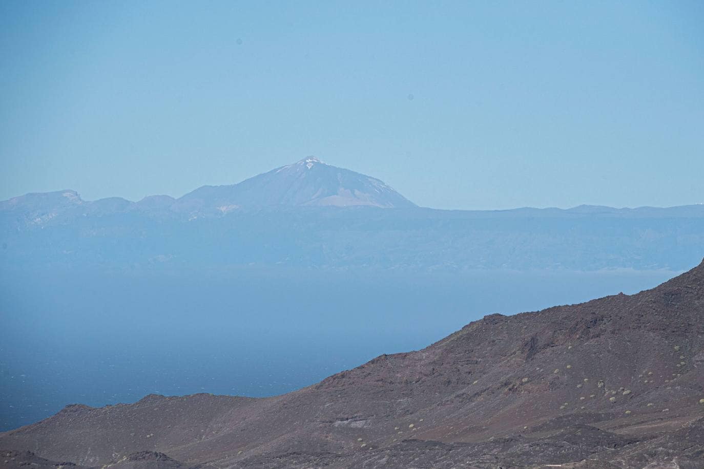 Imagen del la isla de Tenerife, con el Teide captado desde la Aldea en Gran Canaria. 