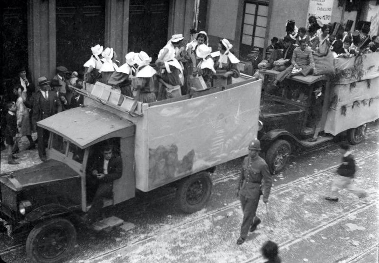 Fotos: Un latido a lo largo de la historia: el origen y recorrido del Carnaval de Las Palmas de Gran Canaria