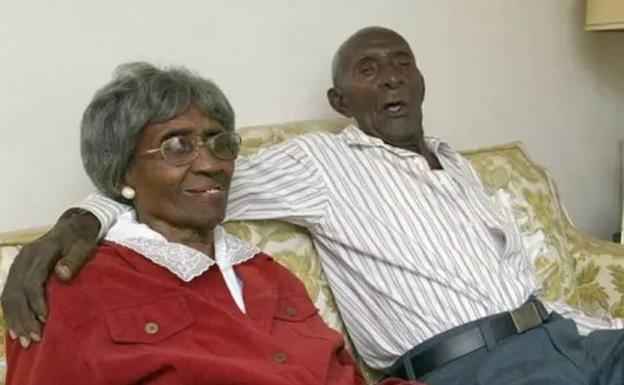 Zelmira y Herbert Fisher. 87 años casados. 