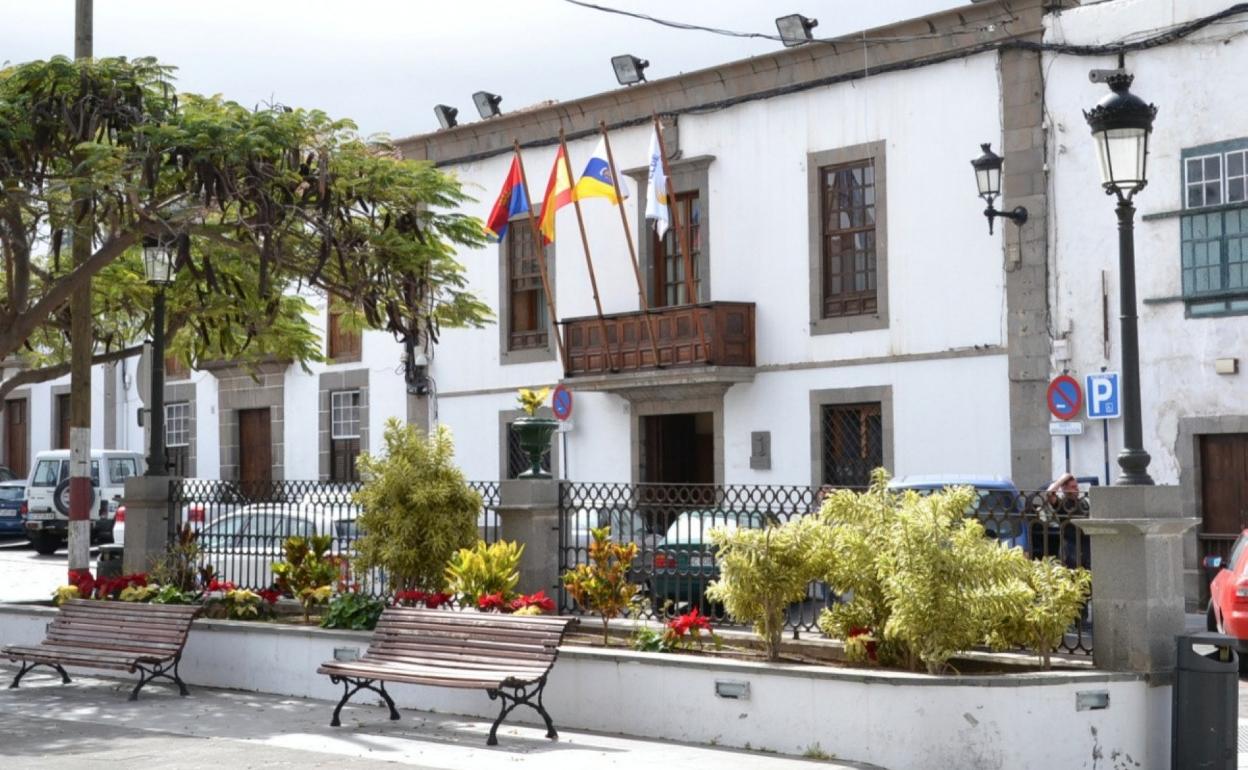 Fachada del antiguo Ayuntamiento de Telde, sede actual de la Concejalía de Servicios Sociales. 