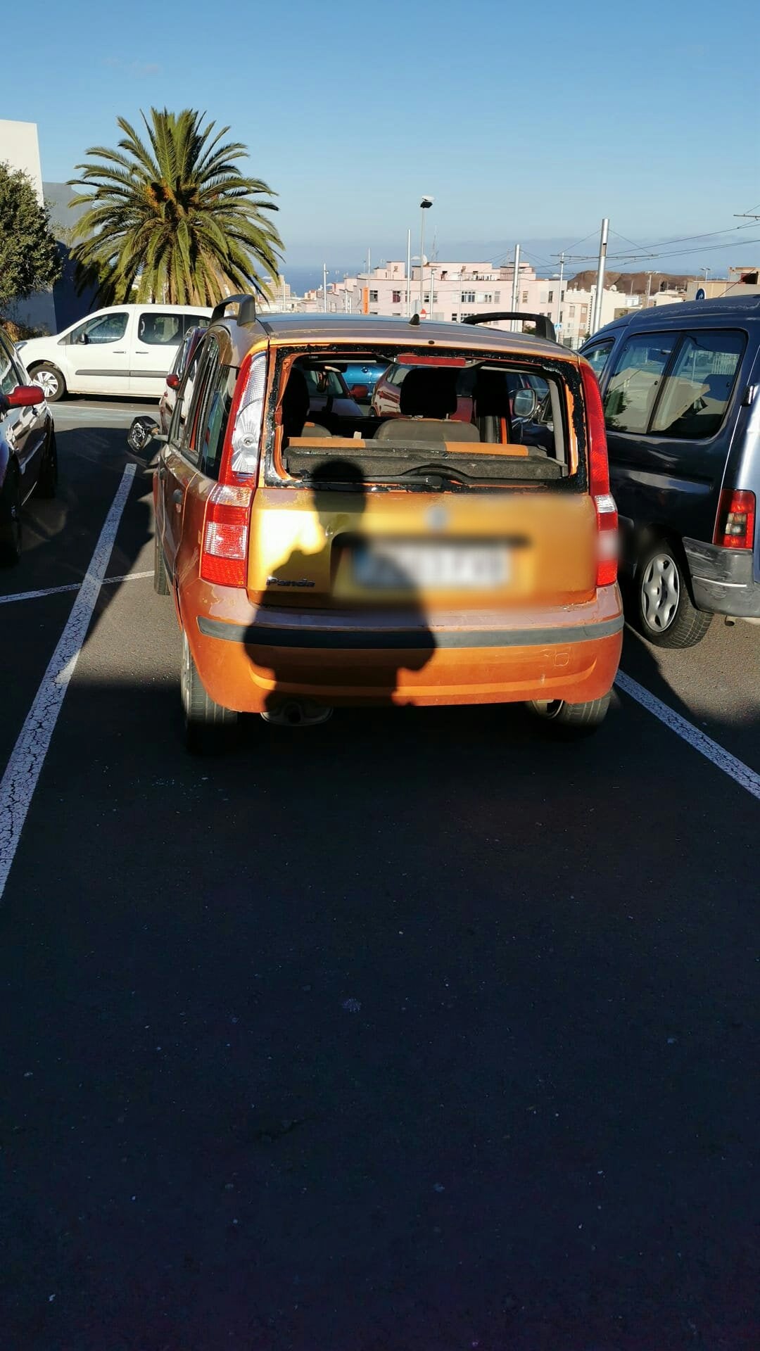 Multitudinaria pelea con machetes y palos en la capital tinerfeña