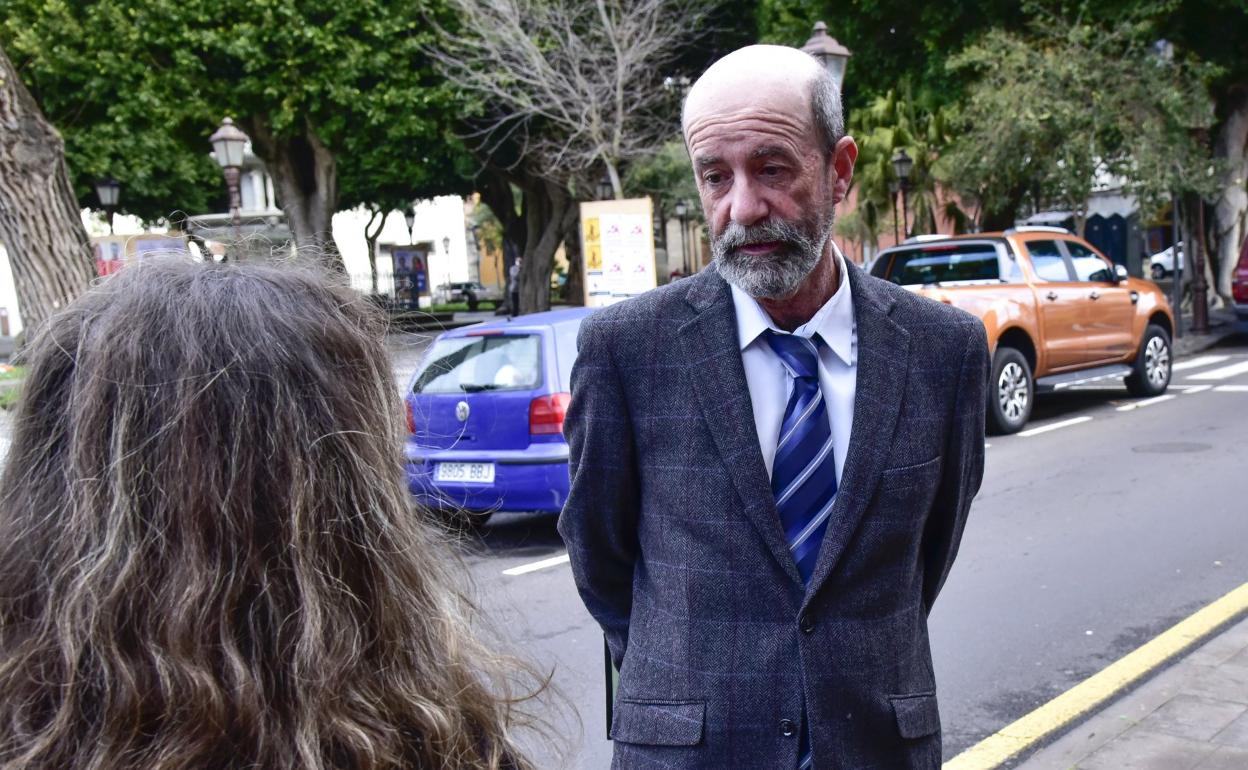 El candidato a senador por el PSOE, Santiago Pérez. 