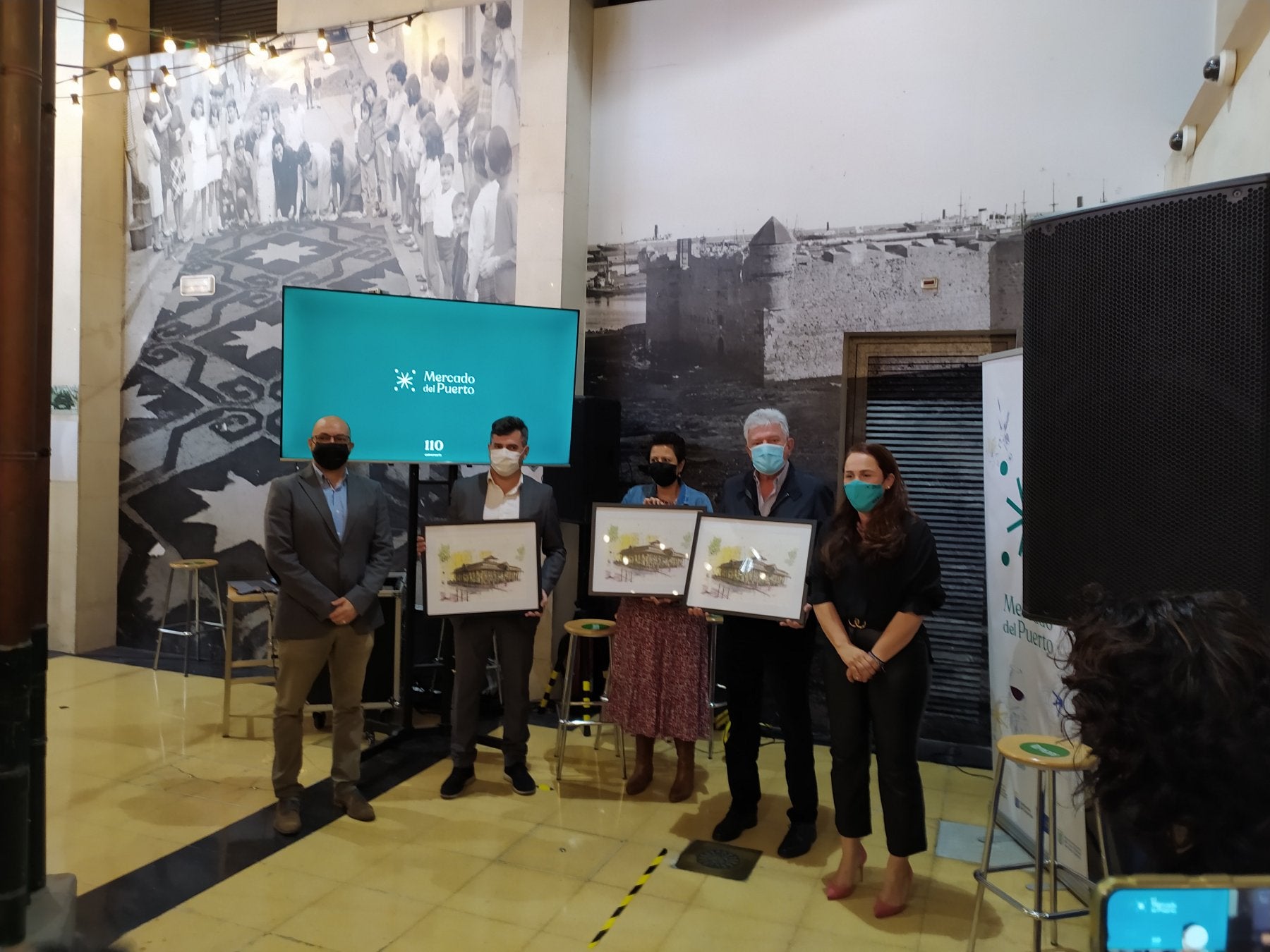 Rojas,, Artiles, Alonso, Quevedo y Santana en la presentación de las acciones de mejora en el Mercado del Puerto. 