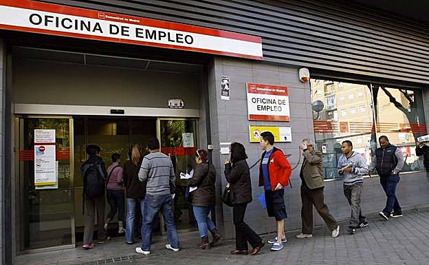 El SEPE sigue con problemas pero recupera el servicio de cita previa