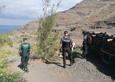 Imagen secundaria 1 - Otros momentos de la intervención policial. 