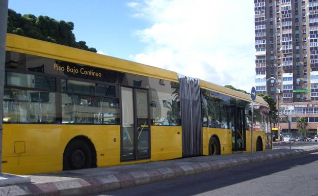 Canarias registra en febrero la menor bajada de los usuarios de guagua