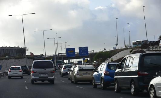Atasco en la circunvalación. 