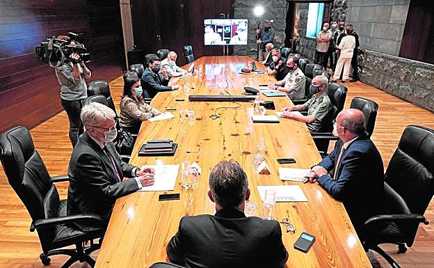 El presidente de Canarias, Ángel Víctor Torres, presidió ayer la junta de seguridad para analizar la situación tras finalizar el estado de alarma. 