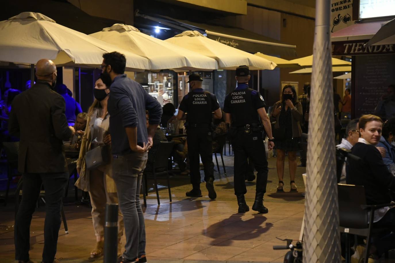 Fotos: Primer viernes sin toque de queda en Canarias-