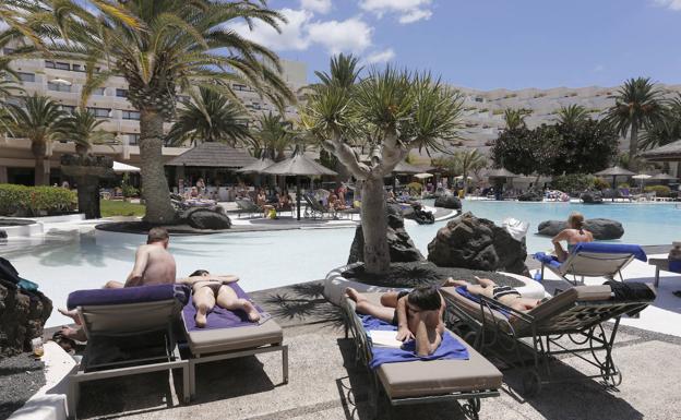Canarias prevé recuperar este año el 85% de los destinos con los que conectaba en 2019