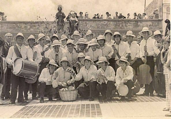 Imagen del grupo en una de sus primeras actuaciones. 