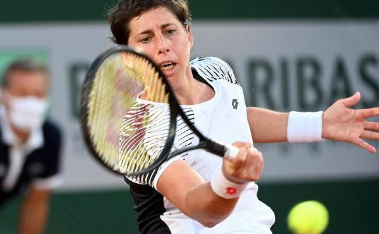 Carla Suárez cae con honor en su debut después de curarse de un cáncer