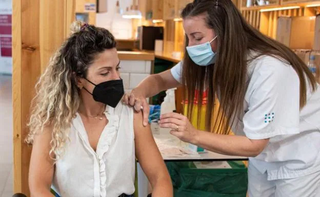 España supera los 10 millones de inmunizados con la pauta completa