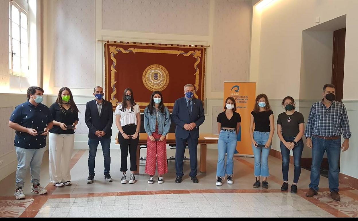 Las mejores calificaciones de la EBAU en la ULPGC, copadas por las chicas