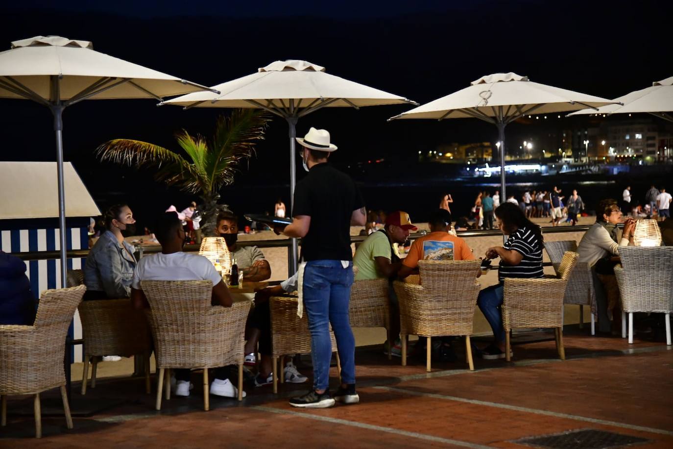 Fotos: Noche de San Juan tranquila en la capital