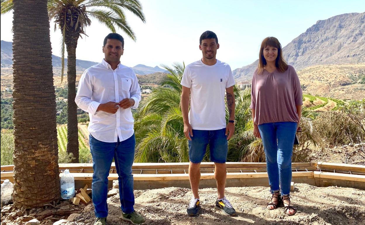 Samuel Henríquez, David Silva y María Ángeles Rodríguez. 