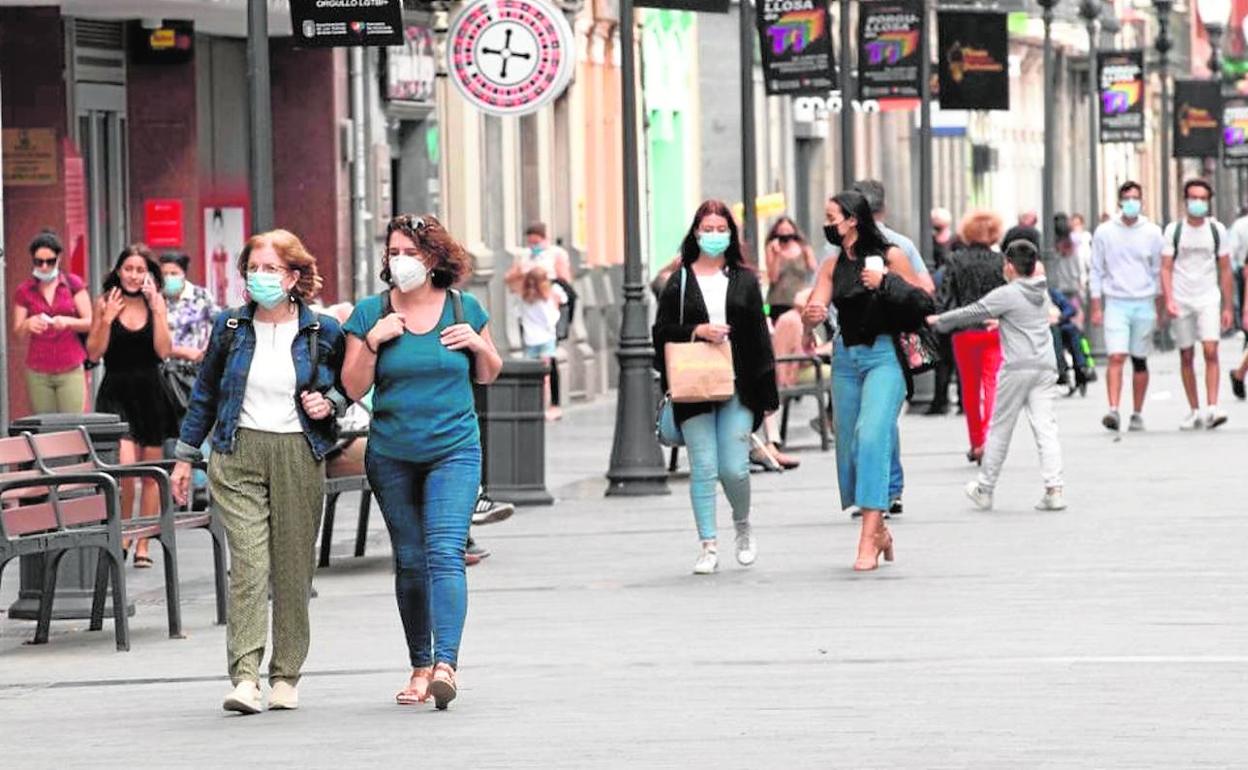 El sector turístico de Las Palmas pide toque de queda desde semáforo amarillo