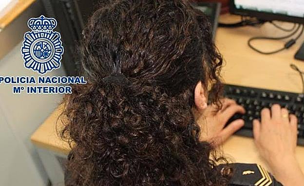 Detenida por 140 estafas en pólizas de seguros con firmas falsas