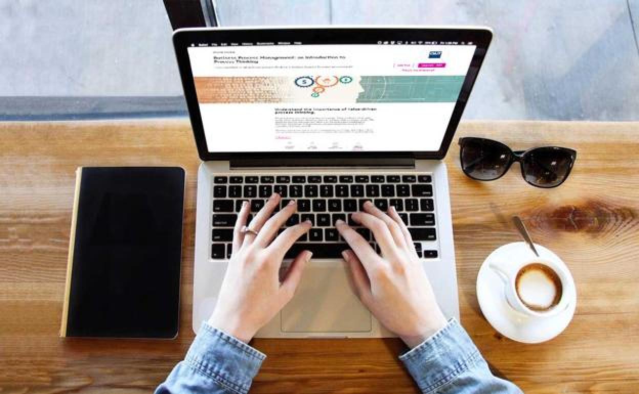 Convocadas 1.030 plazas de cursos para entidades locales de Canarias