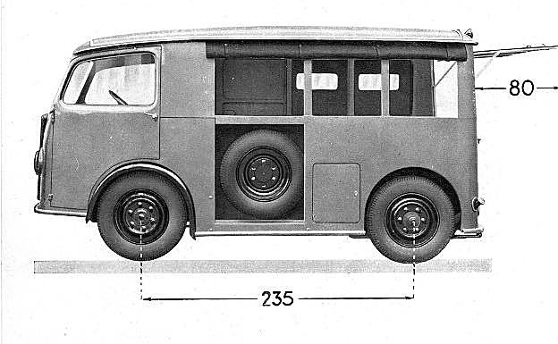 Rueda de repuesto y herramientas, fuera de la zona de carga