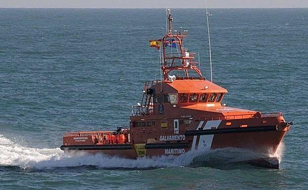 Salvamento rescata a 110 migrantes rumbo a Fuerteventura, un bebé entre ellos