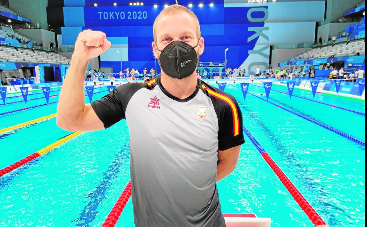 Alejandro Rojas posa en Tokio. 