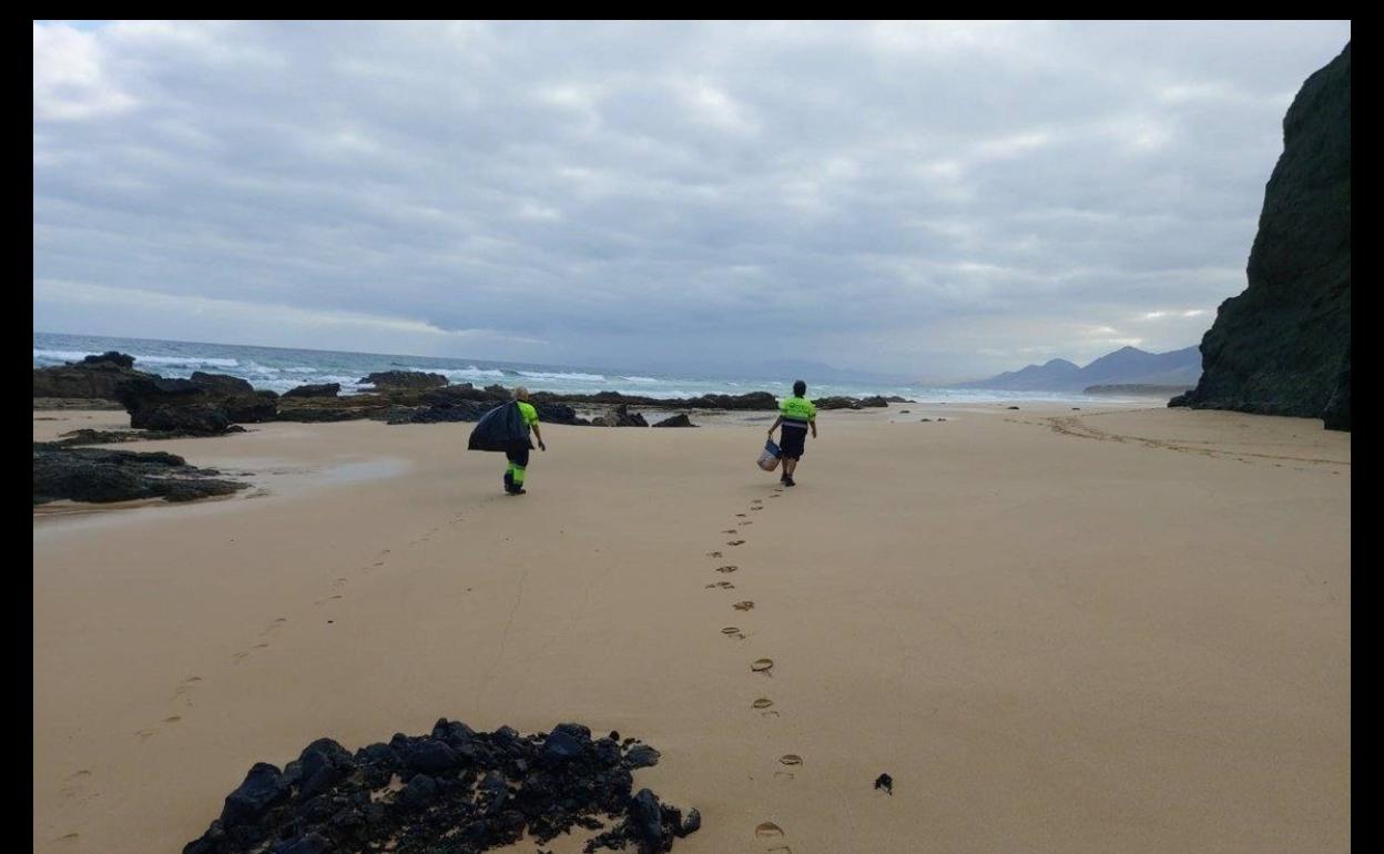El Observatorio de Basura Marina de Fuerteventura recoge 17.000 kilos de residuos en los últimos seis meses