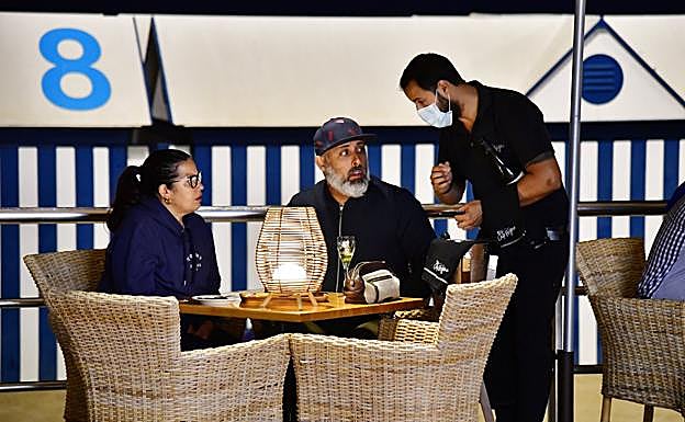 La incertidumbre sobre el invierno, del que hay buenas perspectivas pero pocas reservas (un 30%) obliga a devolver trabajadores al ERTE. 