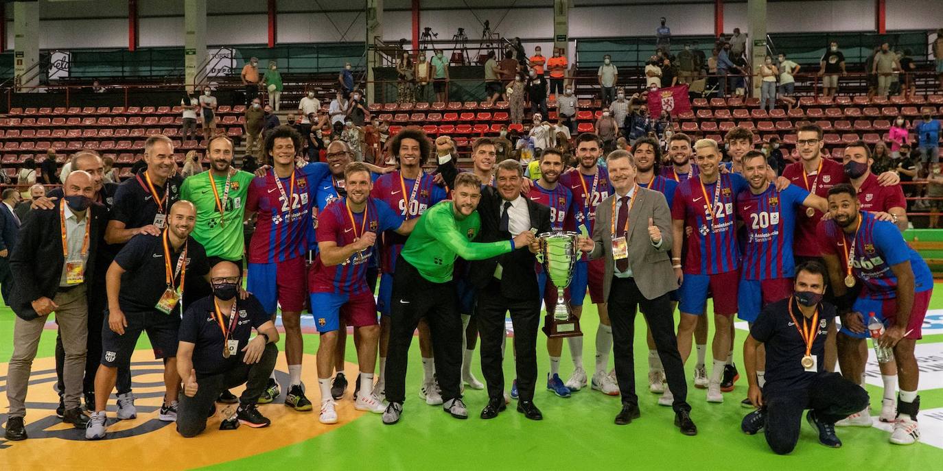 Fotos: Balonmano masculino: el Barcelona gana la Supercopa