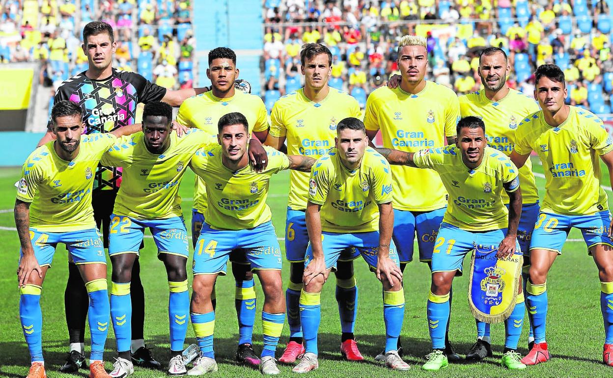 Once titular de la UD que se midió al Ibiza en la última jornada disputada y en el que ya lució, como capitán, Viera. 