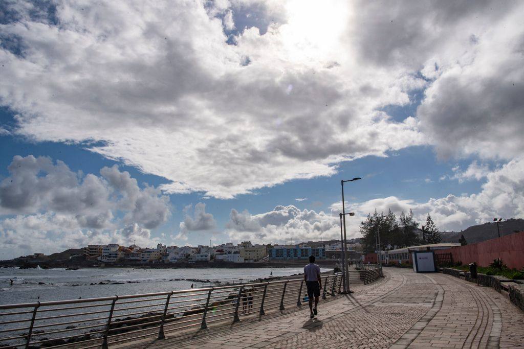 Fotos: Jueves de lluvia y sol en las islas