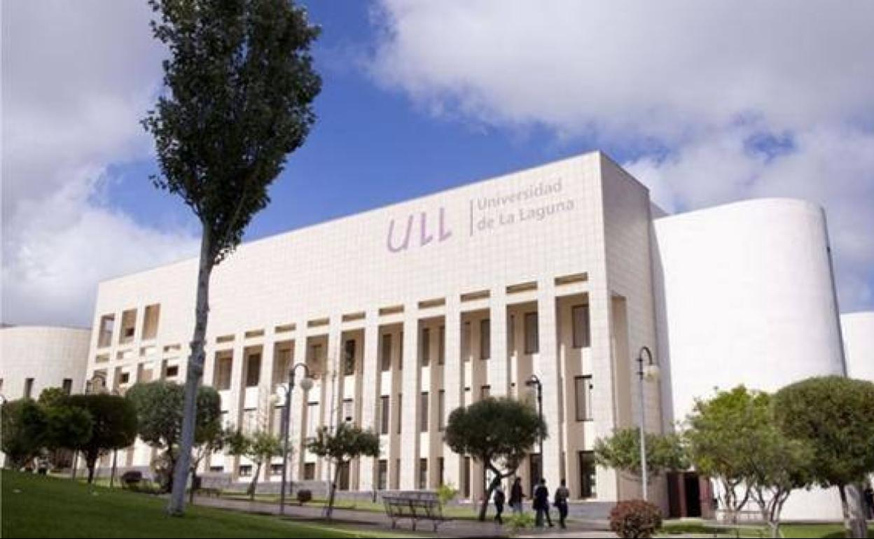 La Universidad La Laguna pospone el acto de apertura en solidaridad con La Palma