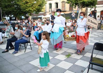 Imagen secundaria 1 - La romería de Valleseco se vivió a los pies de la Virgen de la Encarnación