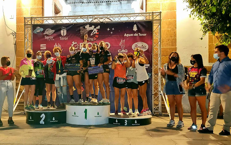 Equipo femenino vencedor. 