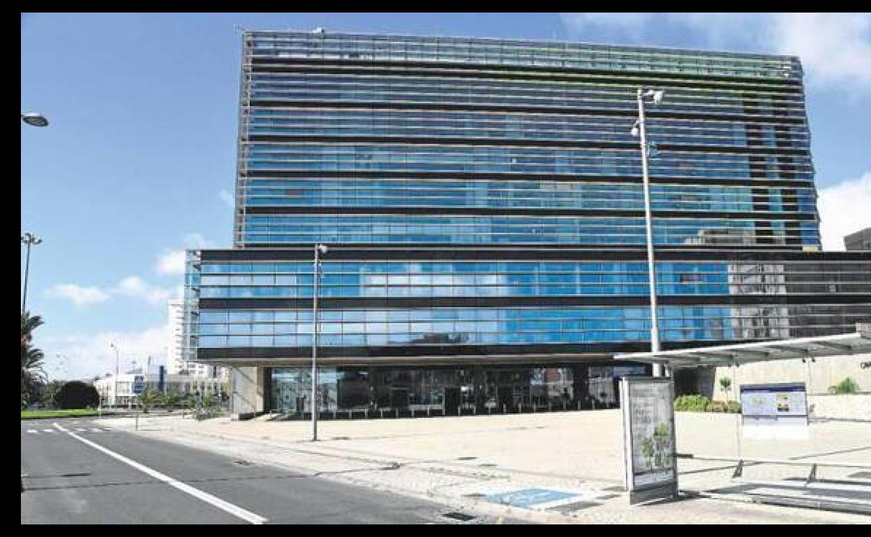 La Audiencia ordena vacunar de covid a un anciano contra la voluntad de su hijo