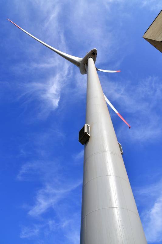 Fotos: Así se instaló el molino eólico de CANARIAS7