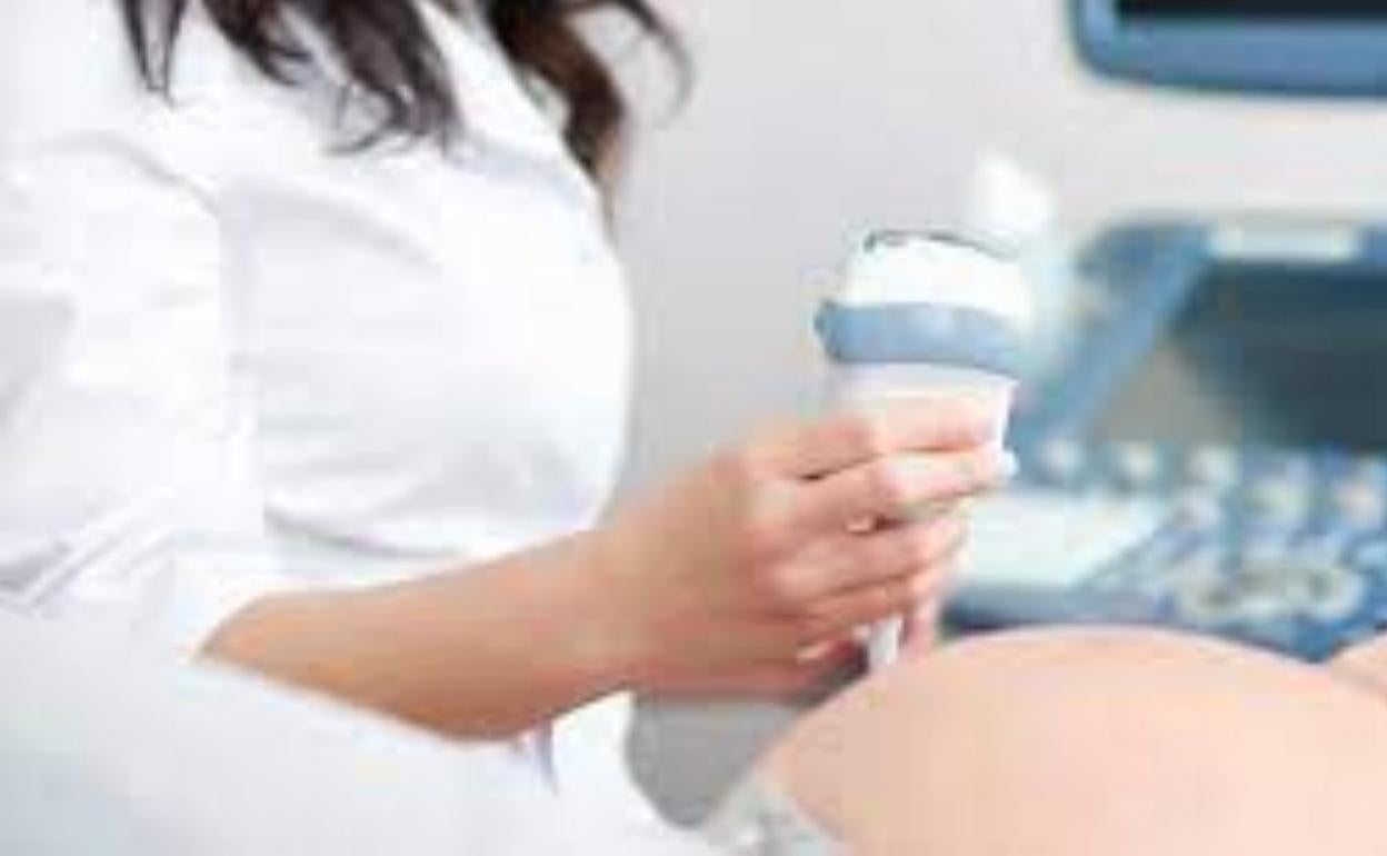 Paciente en una consulta de matrona. 