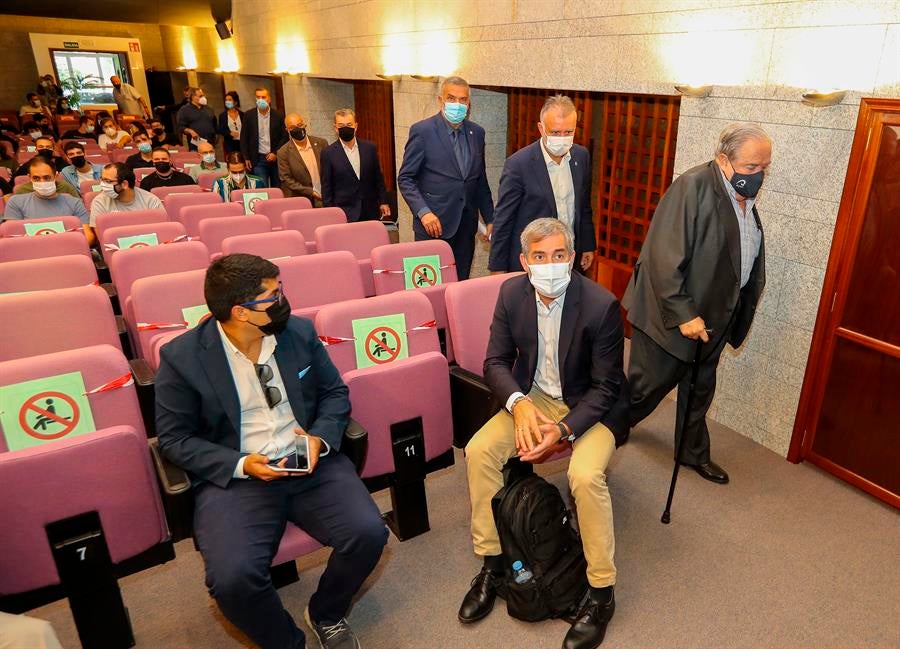 Fotos: Debate Fiscalidad