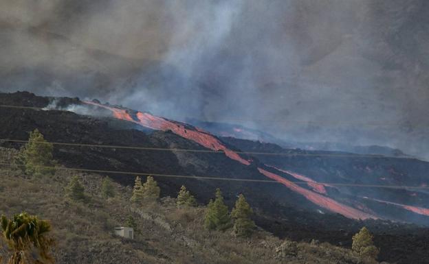 El volcán afecta ya a 906 hectáreas y 2.162 edificaciones