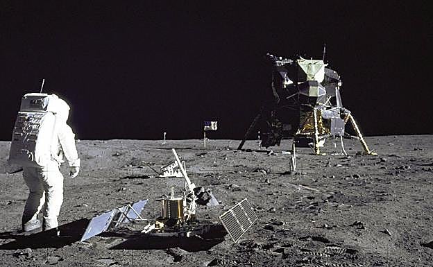 Imagen de archivo de la actividad del Apollo 11 en la Luna 
