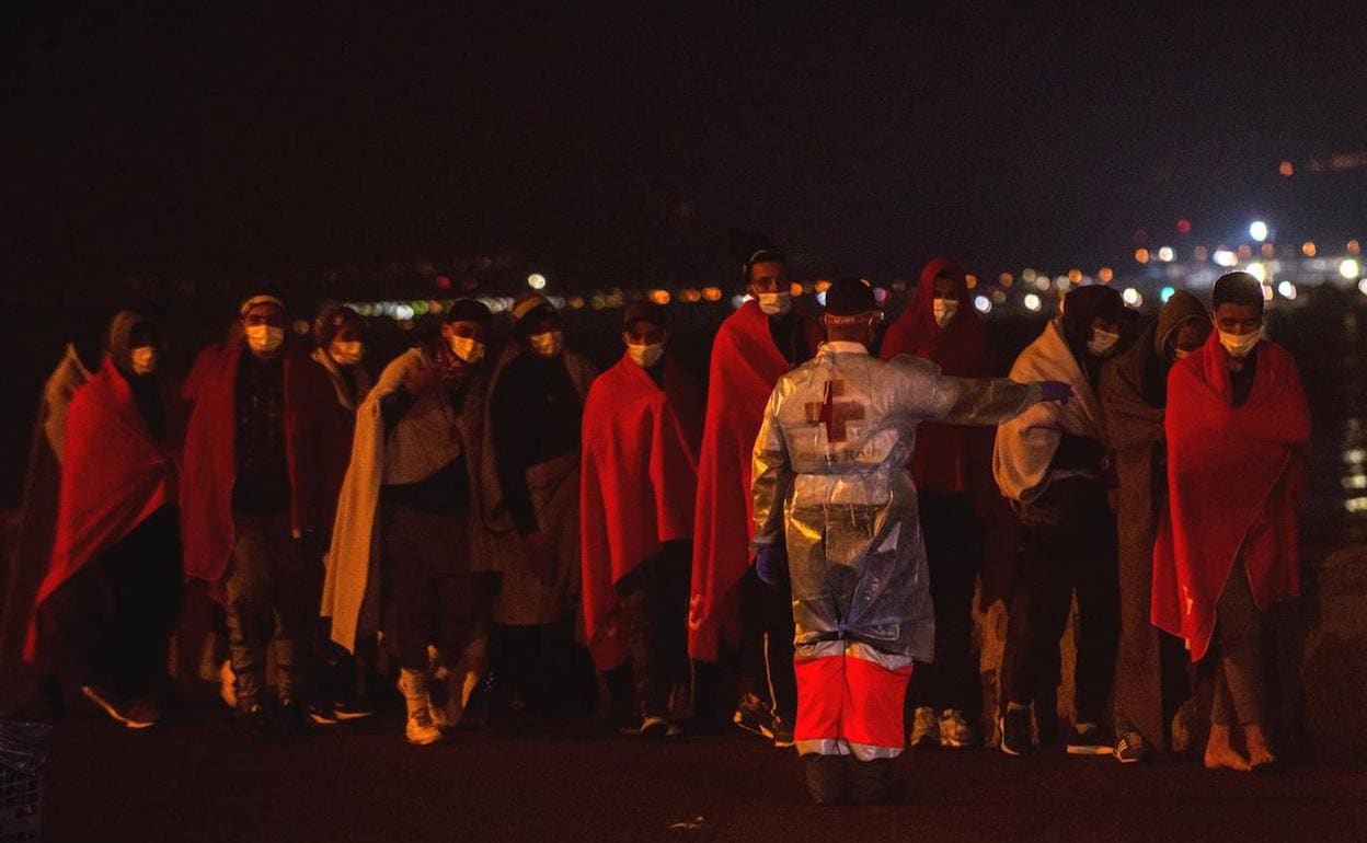 Llegan dos pateras con 92 personas a Lanzarote