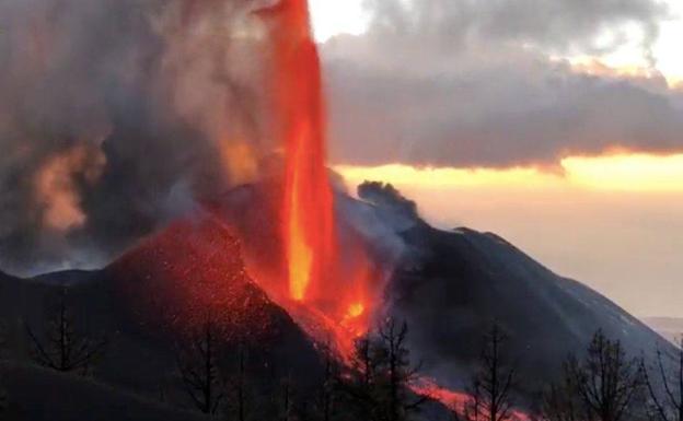 El terreno se eleva 6 centímetros en las proximidades del volcán de La Palma