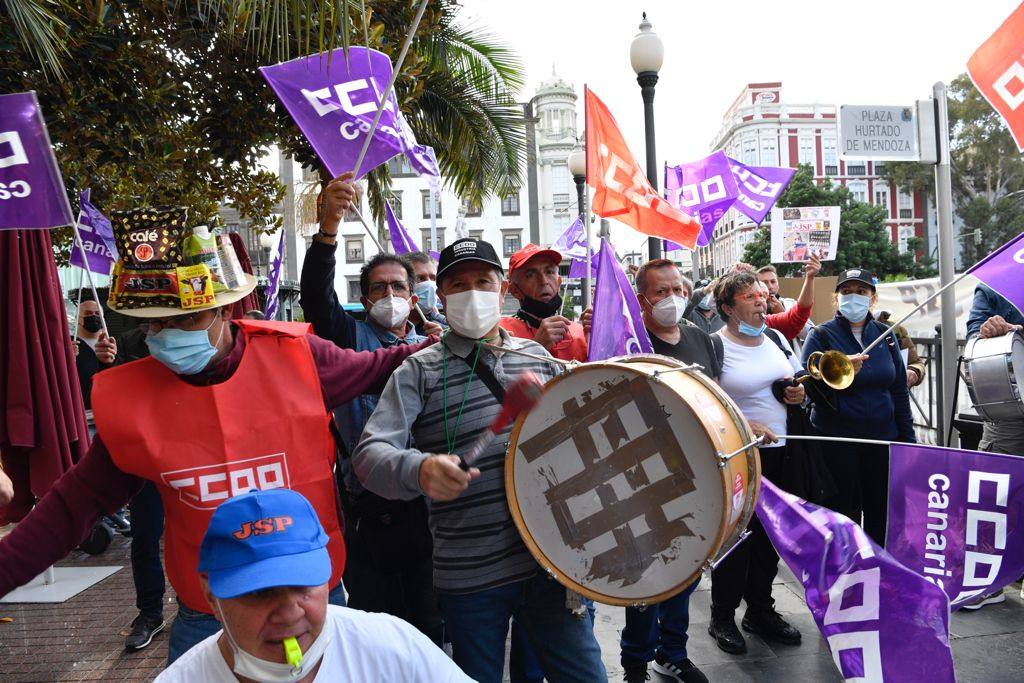 Fotos: Los trabajadores de JSP se manifiestan contra un ERE «bestial»