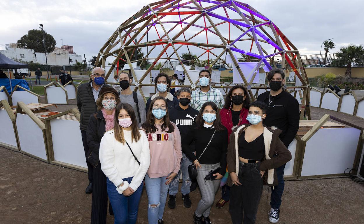 La 'Cúpula Nómada' ya luce en La Paterna. 