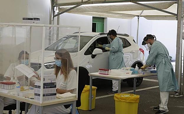 512 nuevos casos y cuatro muertos por covid en las islas