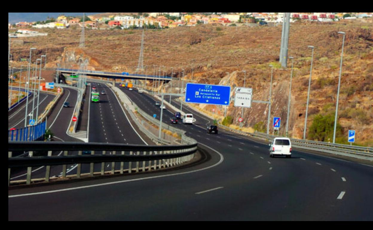 Heridas tres personas en una colisión en San Miguel