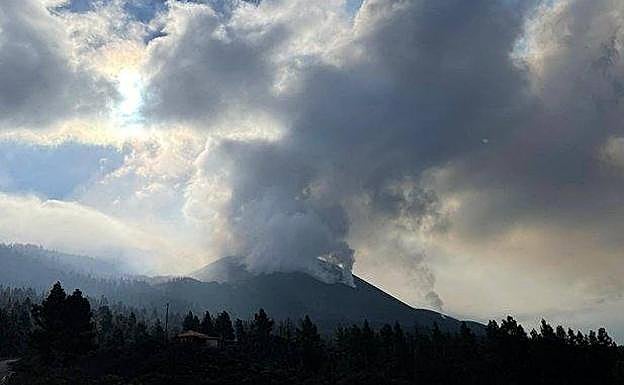 Aconsejan que no busquen a sus hijos a los colegios de las zonas confinadas en La Palma