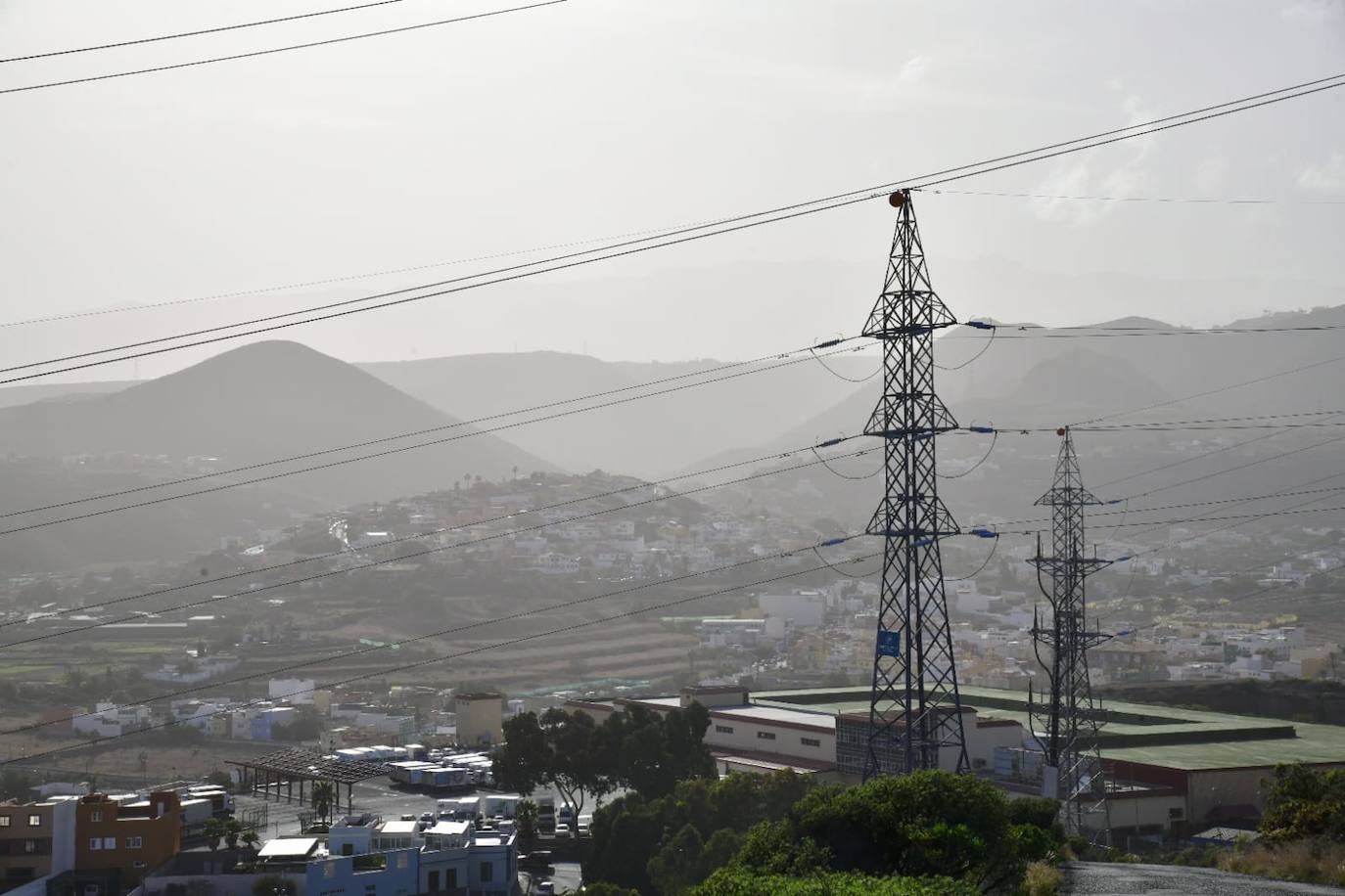 Fotos: La calima cubre Gran Canaria