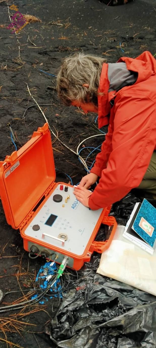 Fotos: Los científicos siguen vigilando el volcán de La Palma