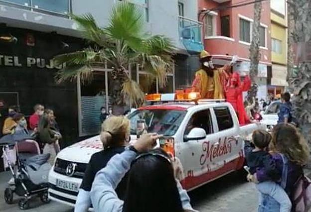 Imagen de la cabalgata improvisada de 2021. 